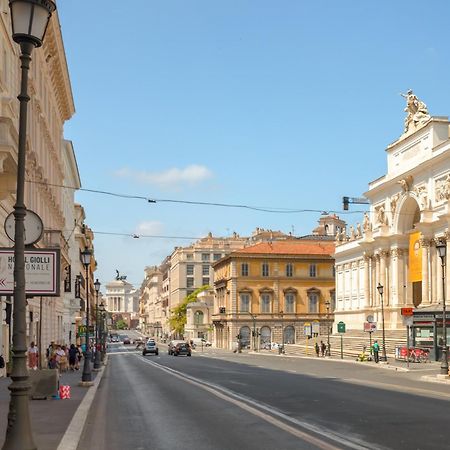 Apartamento Imperial Nazionale Roma Exterior foto