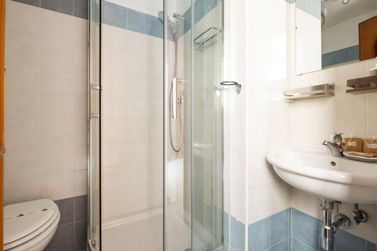 Apartamento Imperial Nazionale Roma Exterior foto