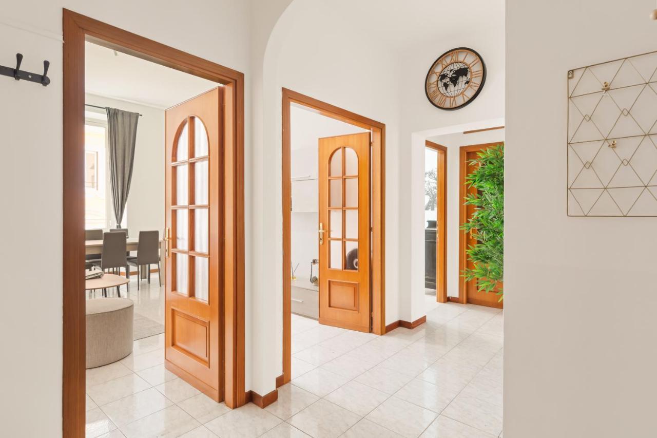 Apartamento Imperial Nazionale Roma Exterior foto